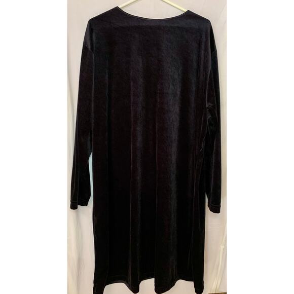 Velvet Sweater Dress - Picture 3 of 4